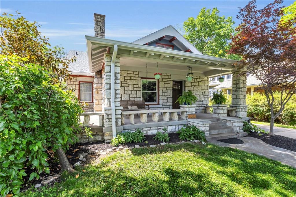 Listing Photo MLS #HMS2549220