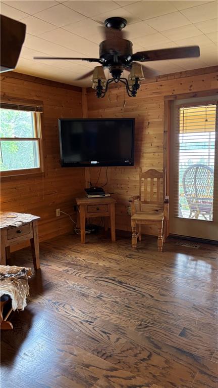 Listing Photo MLS #HMS2549238
