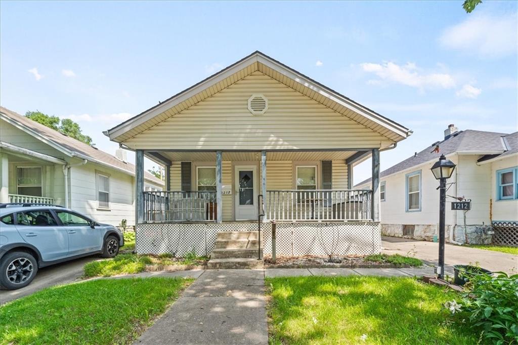 Listing Photo MLS #HMS2549253