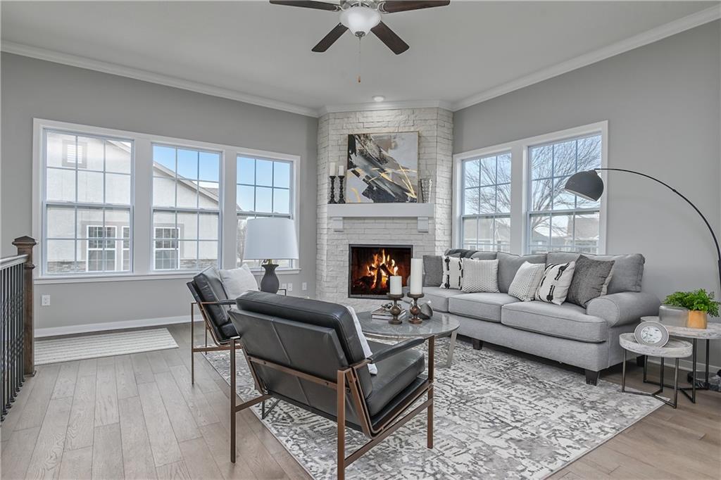 Listing Photo MLS #HMS2549263