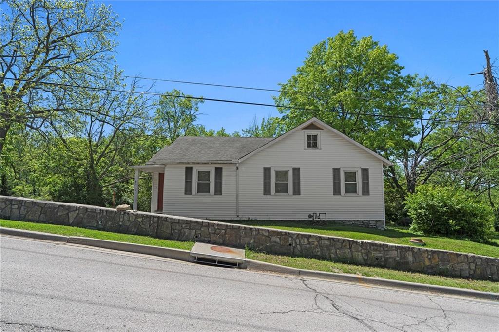 Listing Photo MLS #HMS2549319