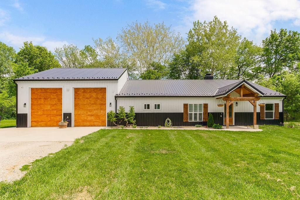 Listing Photo MLS #HMS2549388