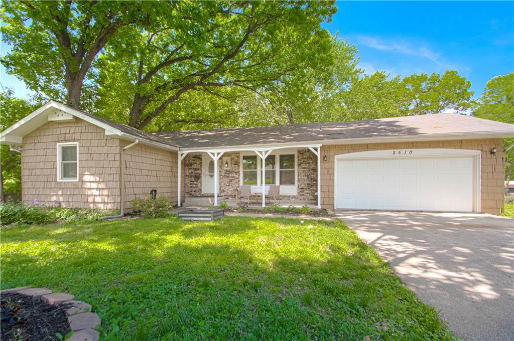 Listing Photo MLS #HMS2549468