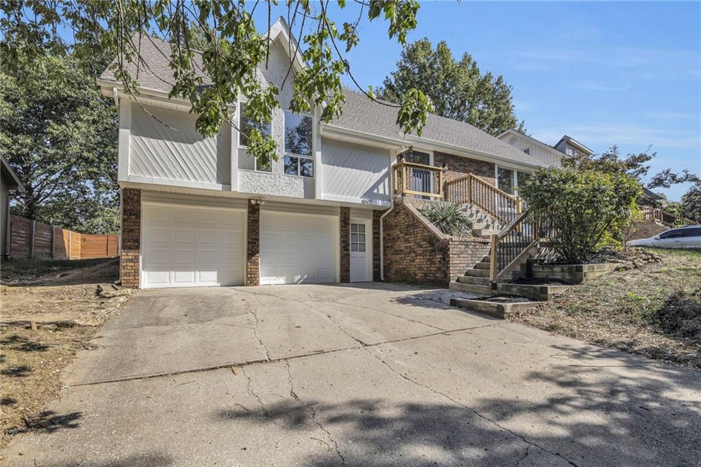 Listing Photo MLS #HMS2549546