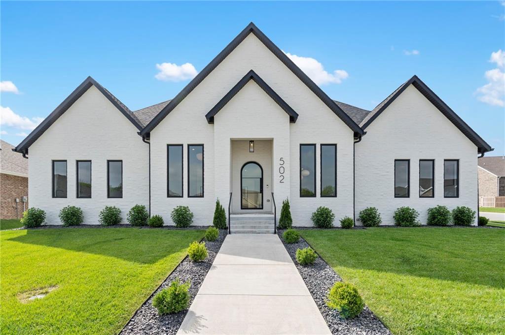 Listing Photo MLS #HMS2549606