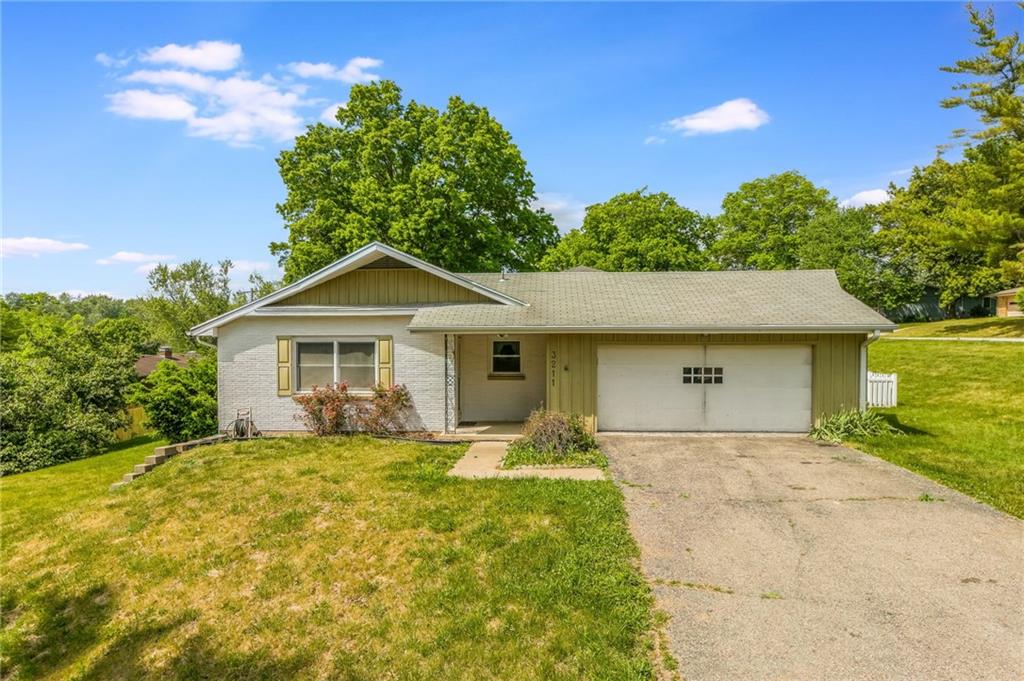 Listing Photo MLS #HMS2549612