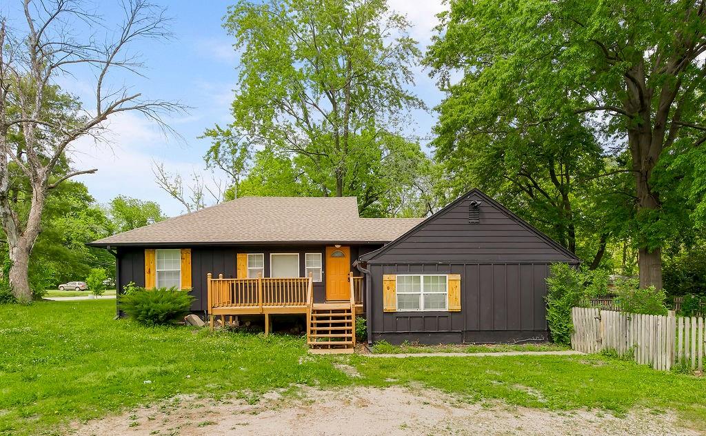 Listing Photo MLS #HMS2549637