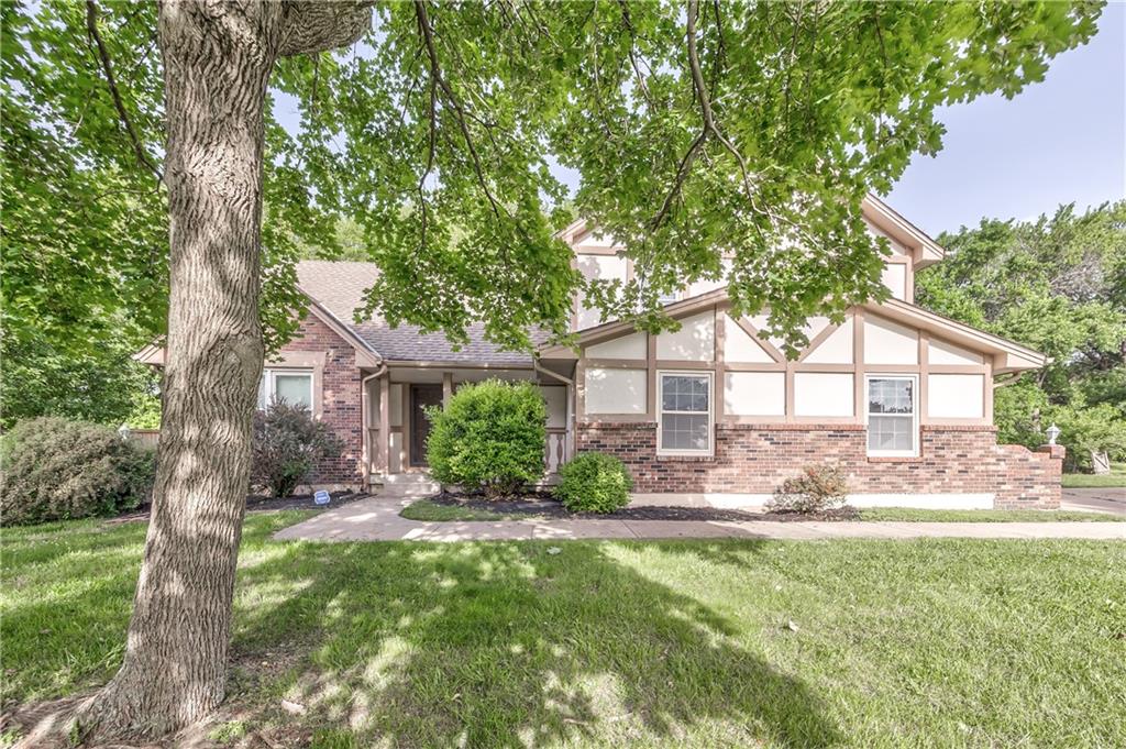 Listing Photo MLS #HMS2549657