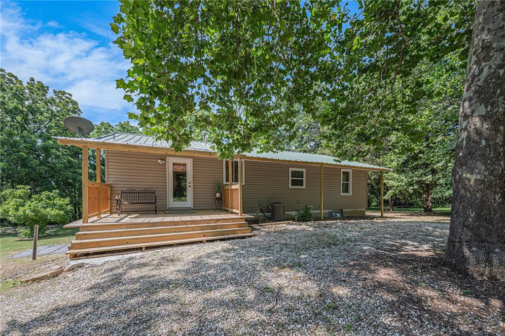 Listing Photo MLS #HMS2549684