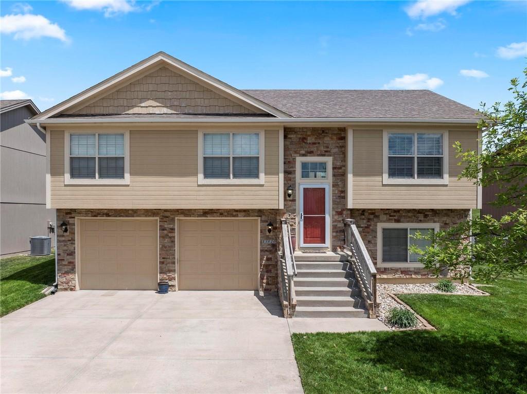 Listing Photo MLS #HMS2549702