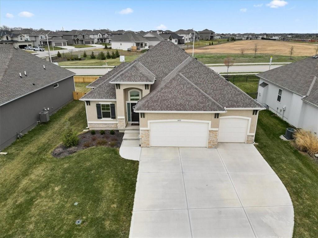Listing Photo MLS #HMS2549710