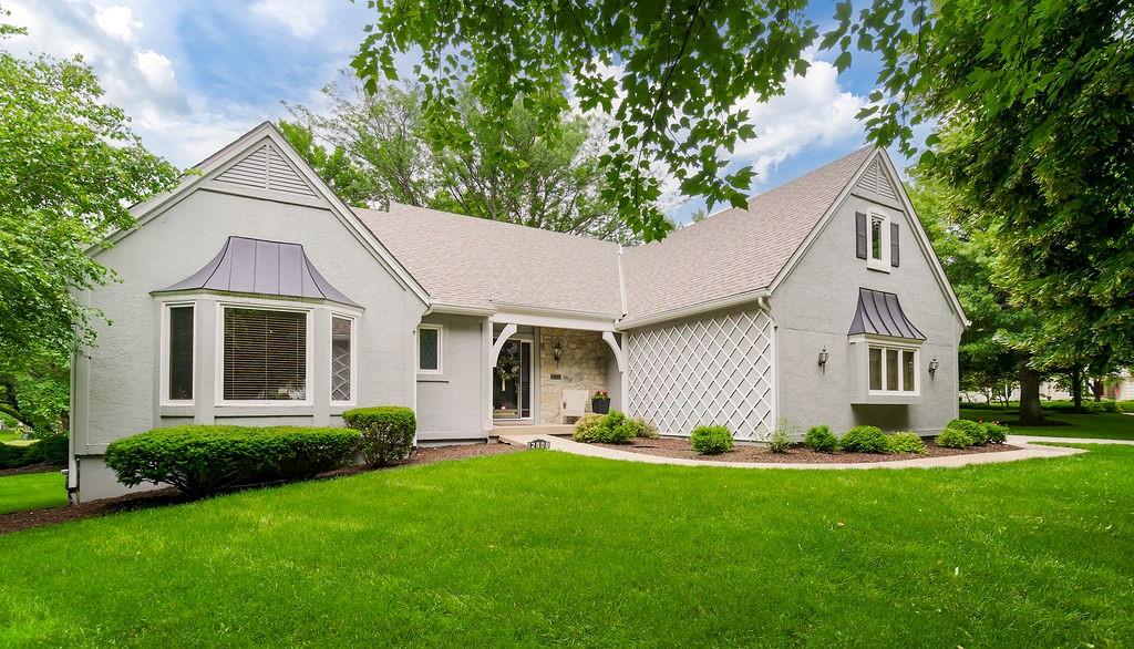 Listing Photo MLS #HMS2549727