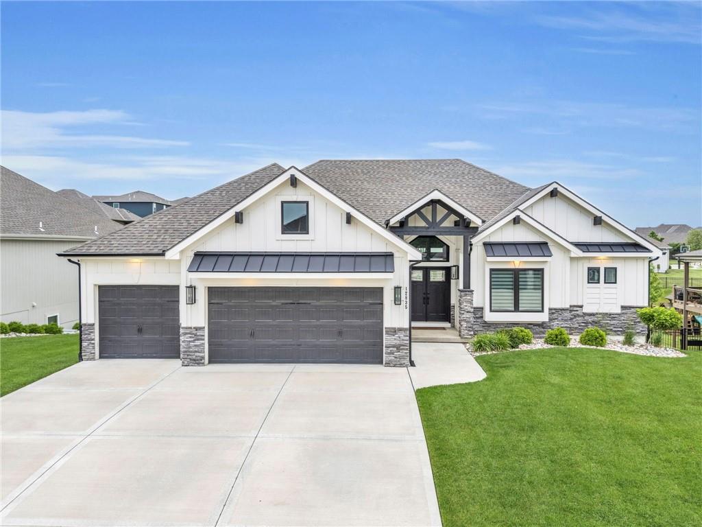 Listing Photo MLS #HMS2549745