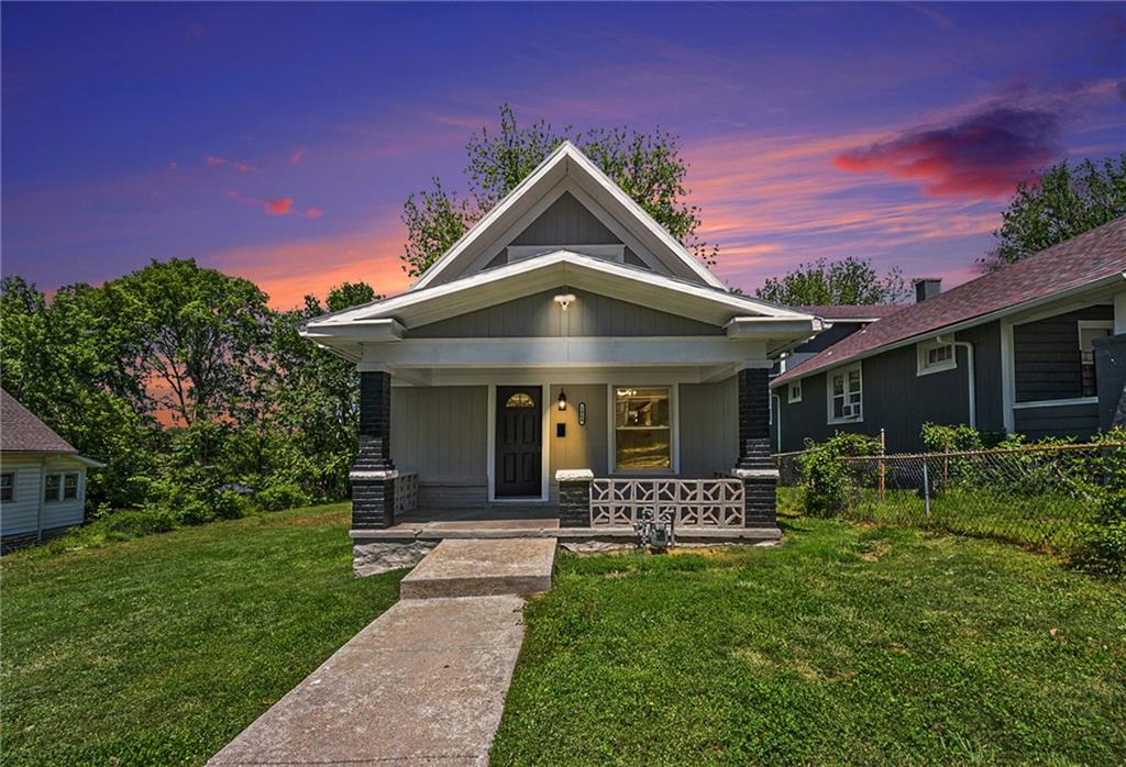 Listing Photo MLS #HMS2549800