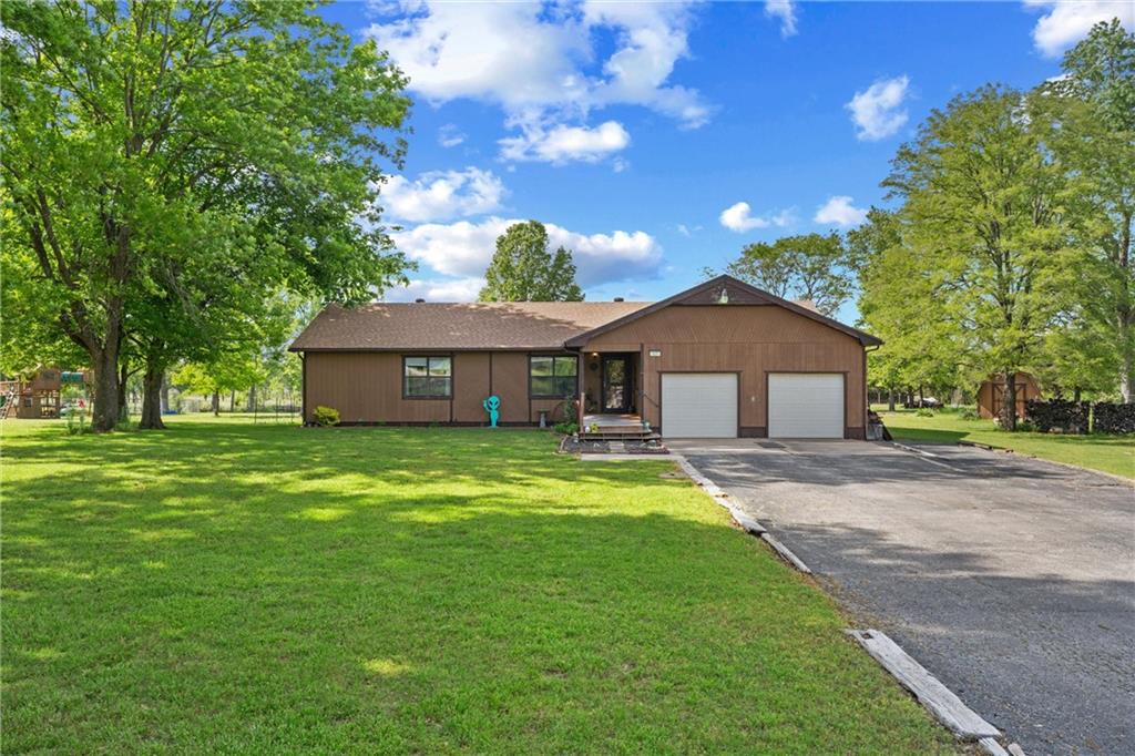 Listing Photo MLS #HMS2549899