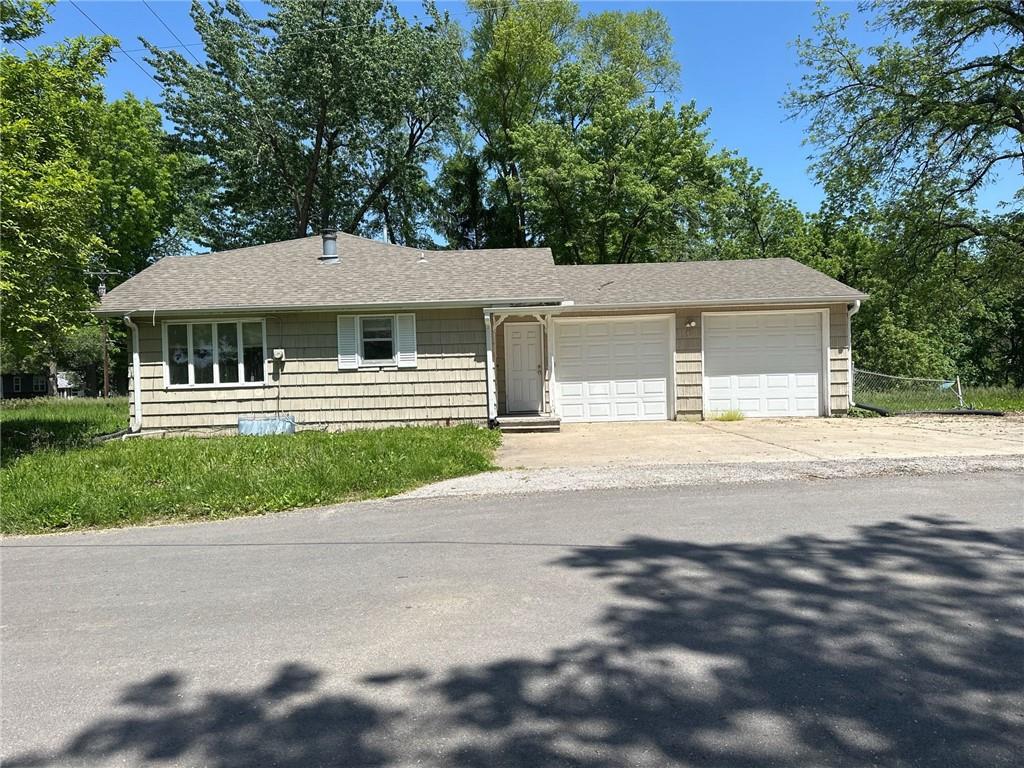 Listing Photo MLS #HMS2549916