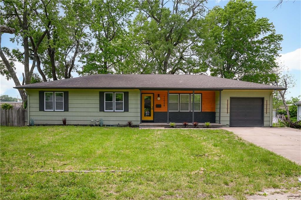 Listing Photo MLS #HMS2549926