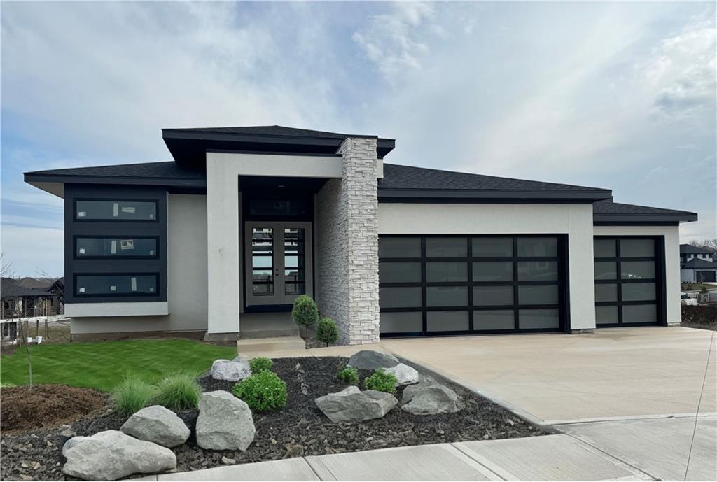 Listing Photo MLS #HMS2549956