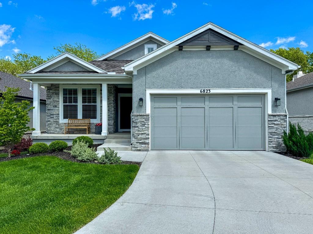 Listing Photo MLS #HMS2549998