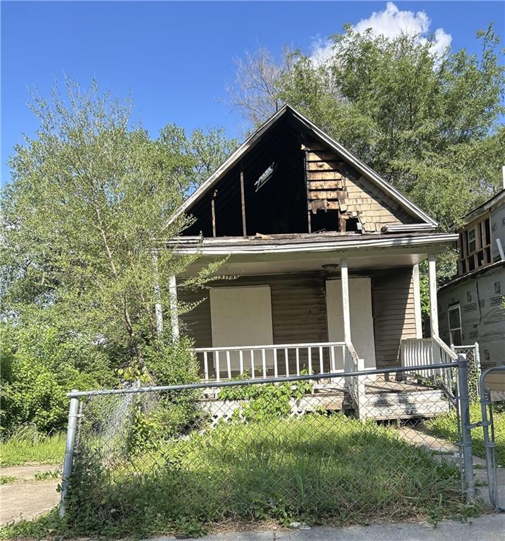 Listing Photo MLS #HMS2550001
