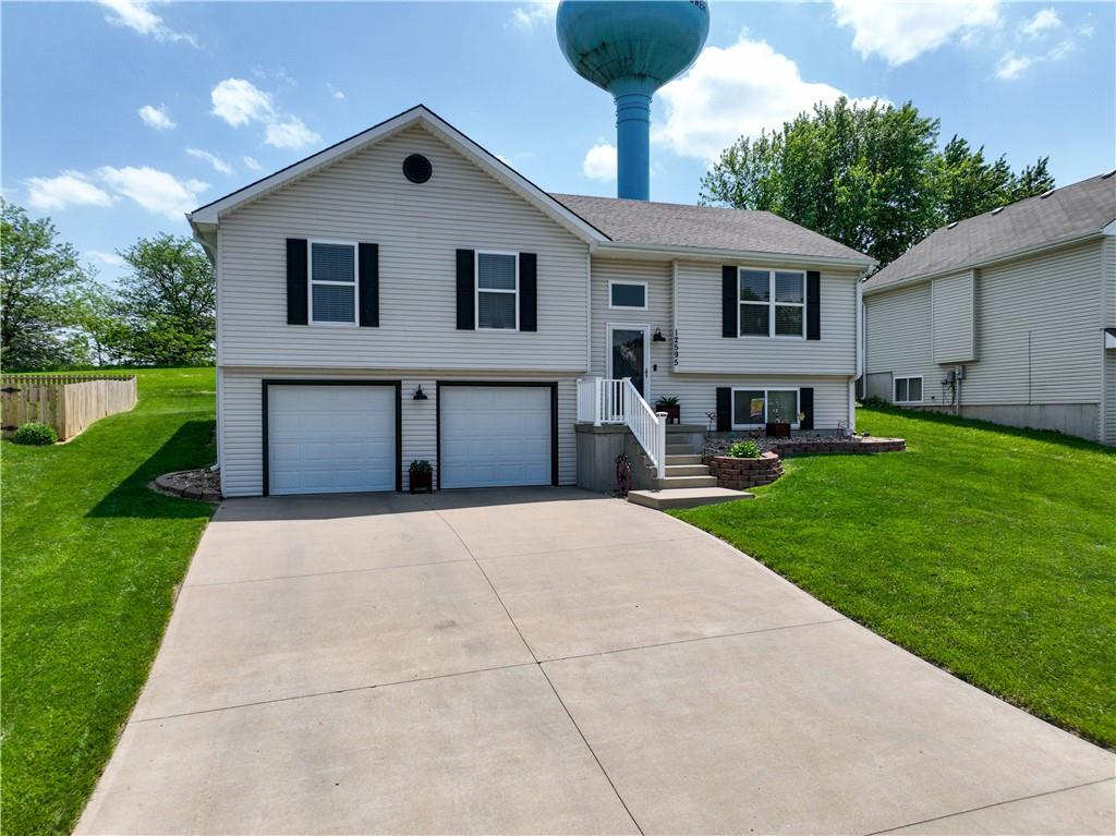 Listing Photo MLS #HMS2550082