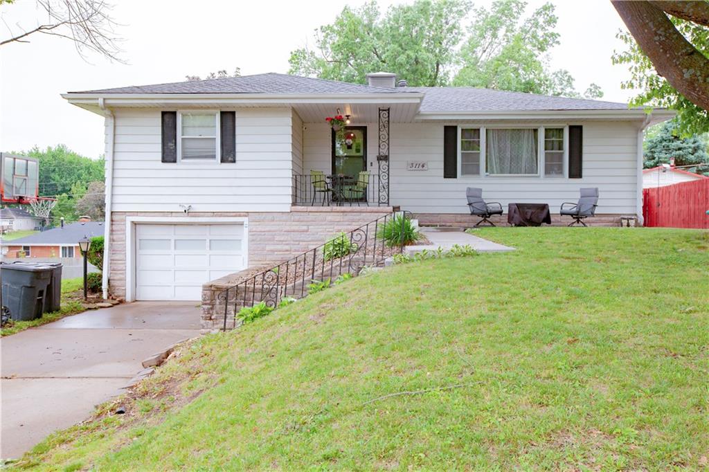 Listing Photo MLS #HMS2550087