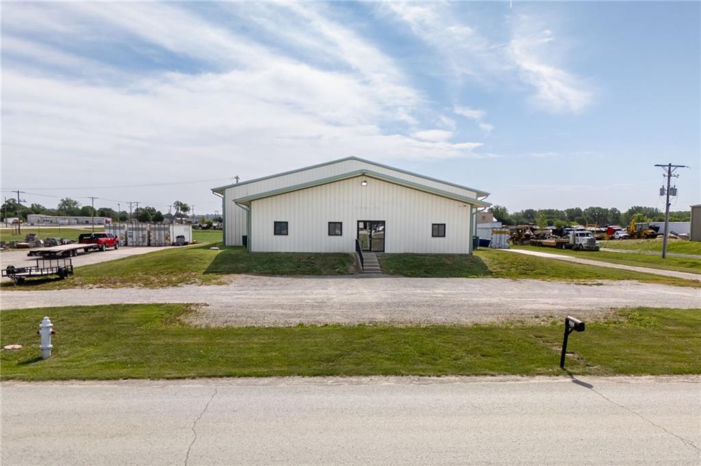 Listing Photo MLS #HMS2550097