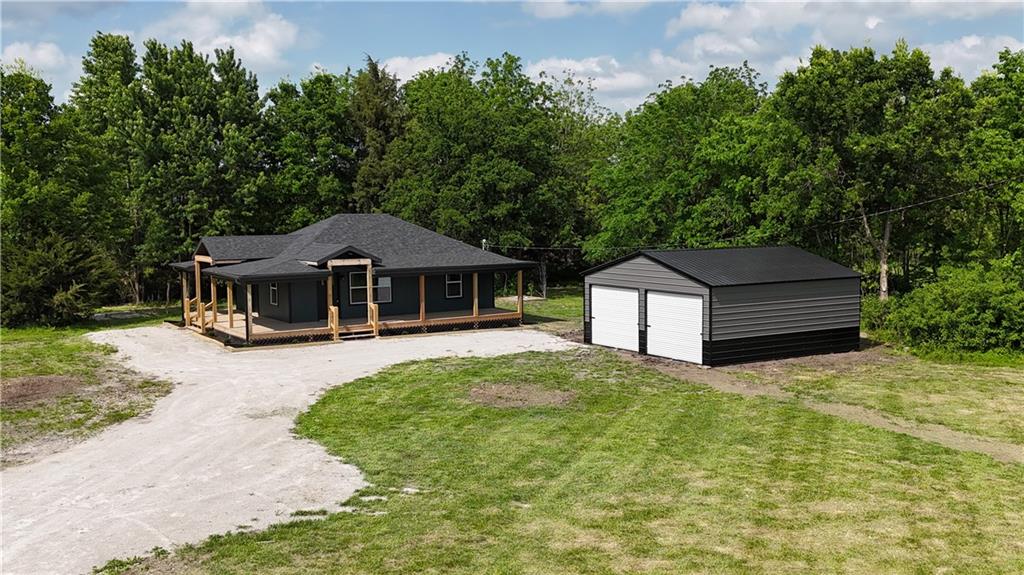 Listing Photo MLS #HMS2550099