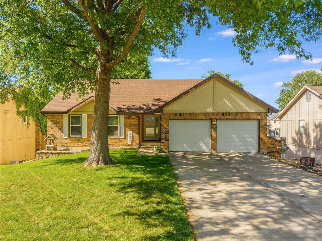 Listing Photo MLS #HMS2550196