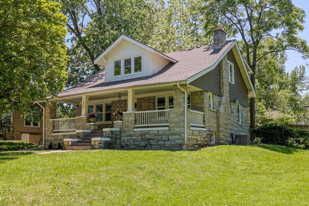 Listing Photo MLS #HMS2550289