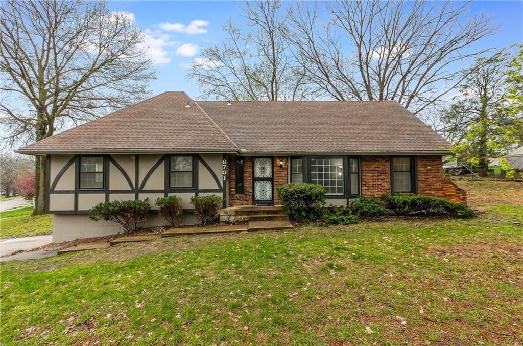 Listing Photo MLS #HMS2550311