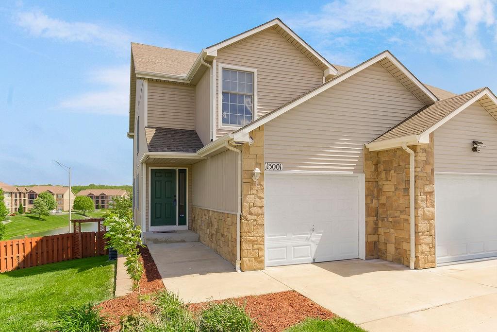 Listing Photo MLS #HMS2550369