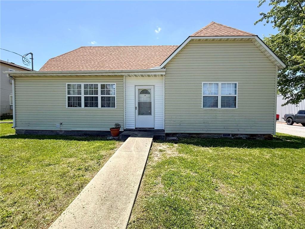 Listing Photo MLS #HMS2550446