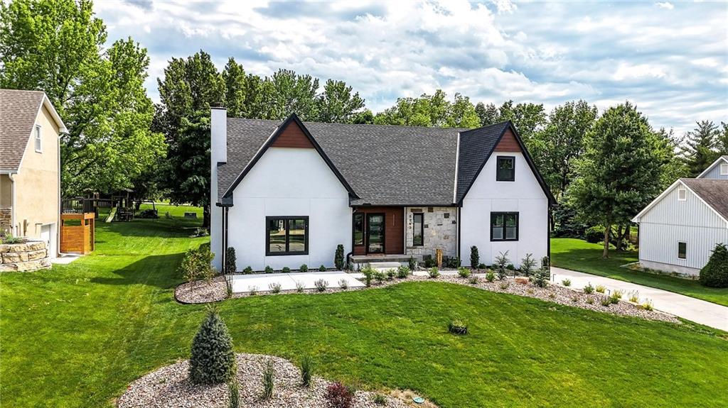 Listing Photo MLS #HMS2550478