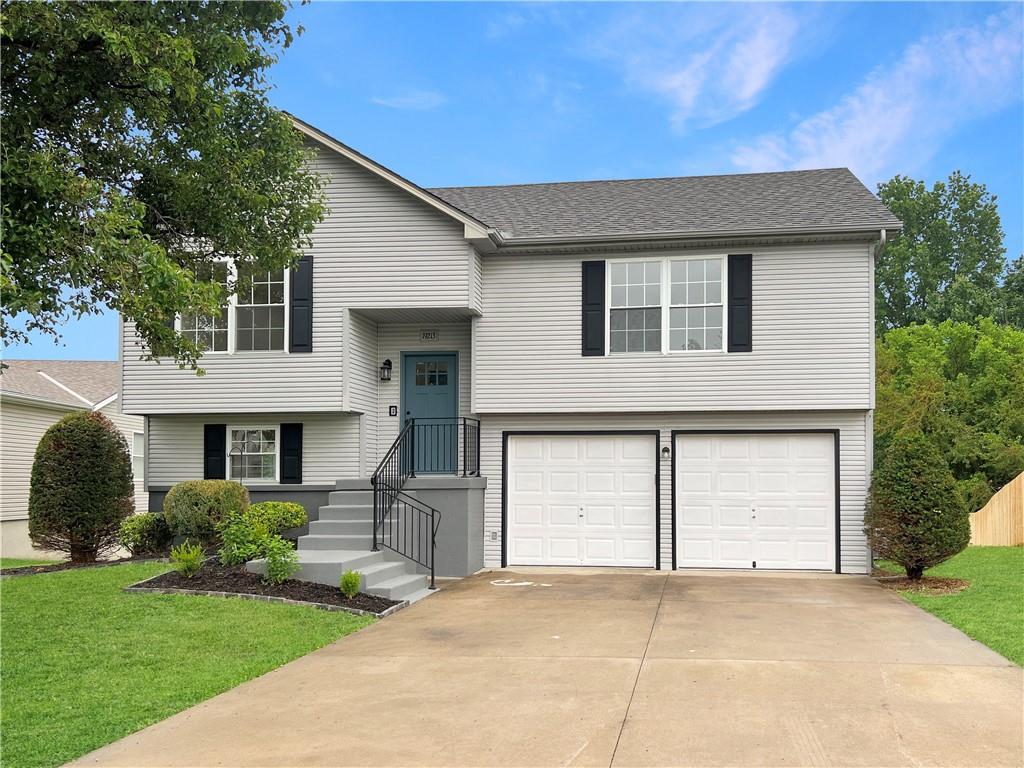 Listing Photo MLS #HMS2550489