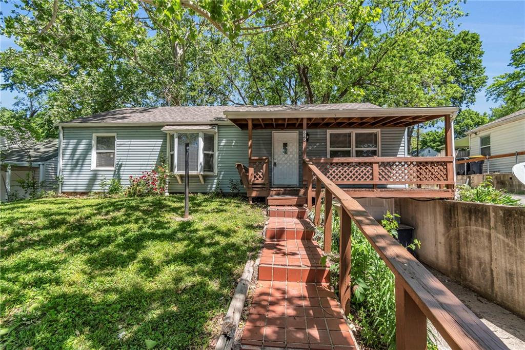 Listing Photo MLS #HMS2550493