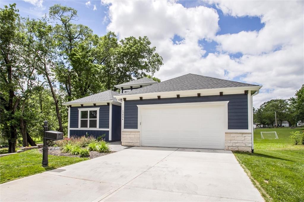 Listing Photo MLS #HMS2550745