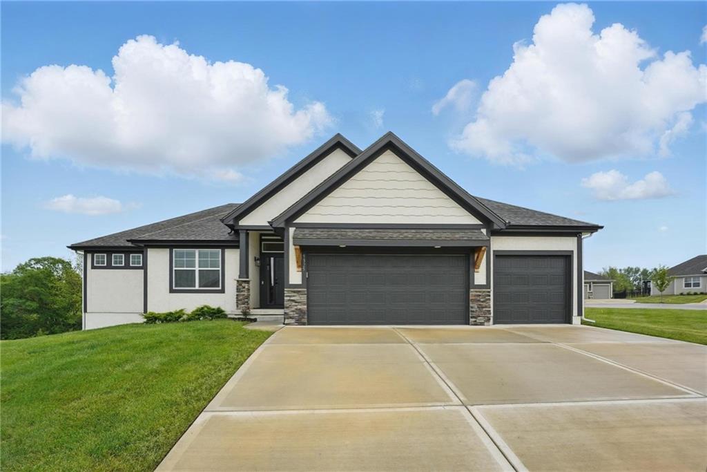 Listing Photo MLS #HMS2550769