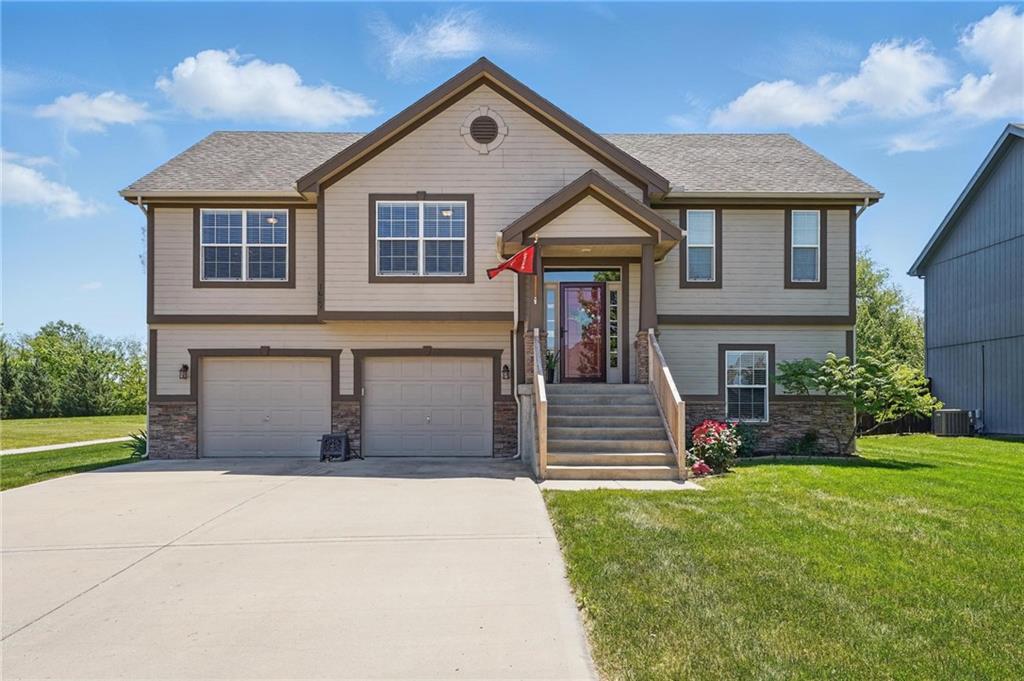 Listing Photo MLS #HMS2550816