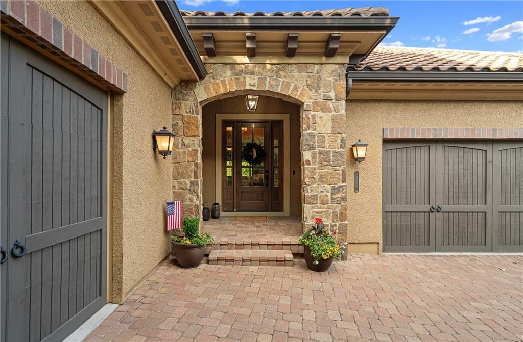 Listing Photo MLS #HMS2550880