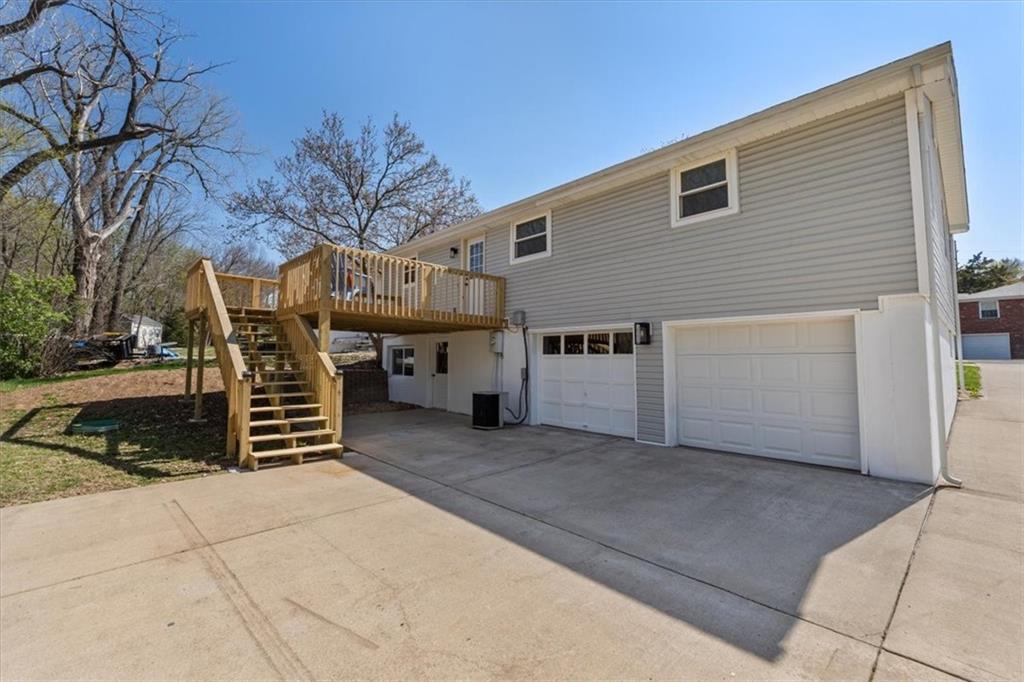 Listing Photo MLS #HMS2550945