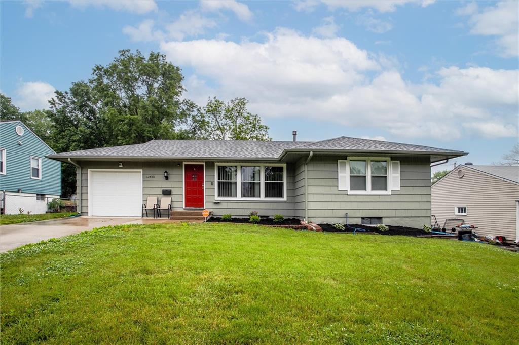 Listing Photo MLS #HMS2550976