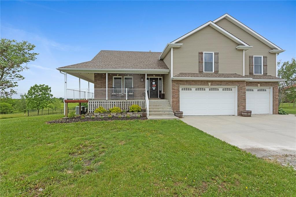 Listing Photo MLS #HMS2551021