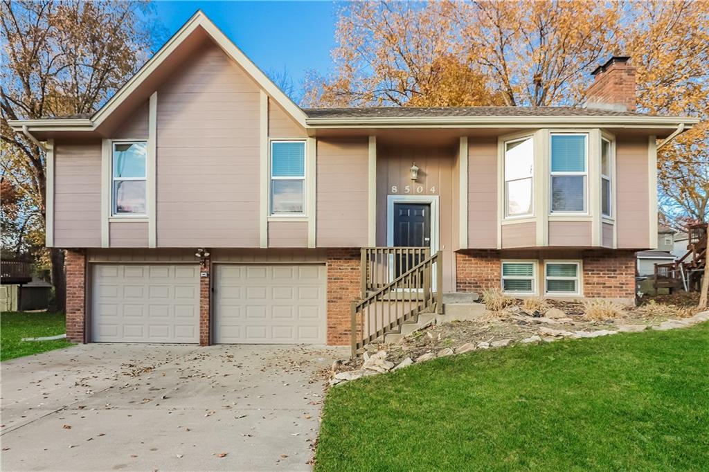 Listing Photo MLS #HMS2551061