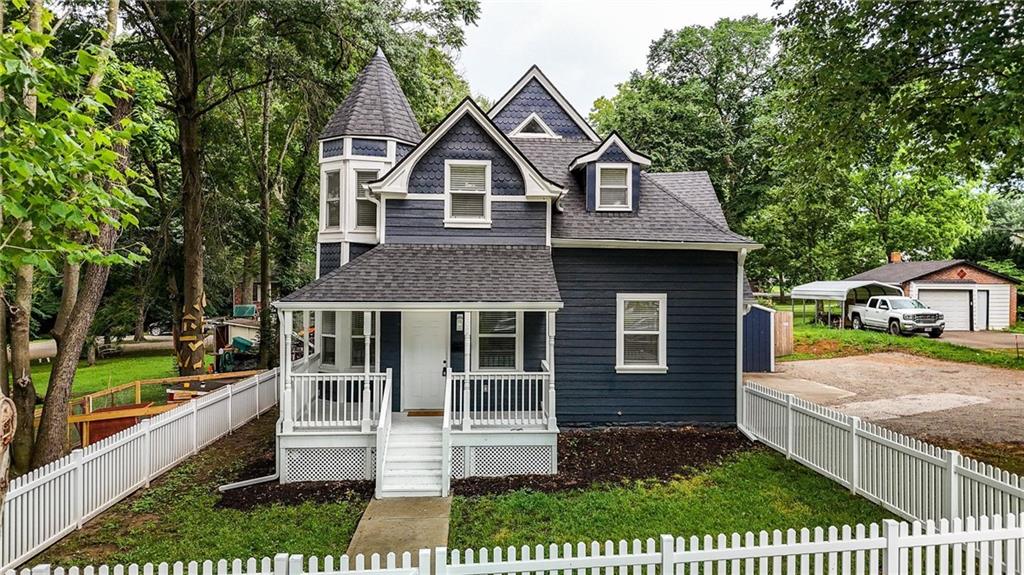 Listing Photo MLS #HMS2551086