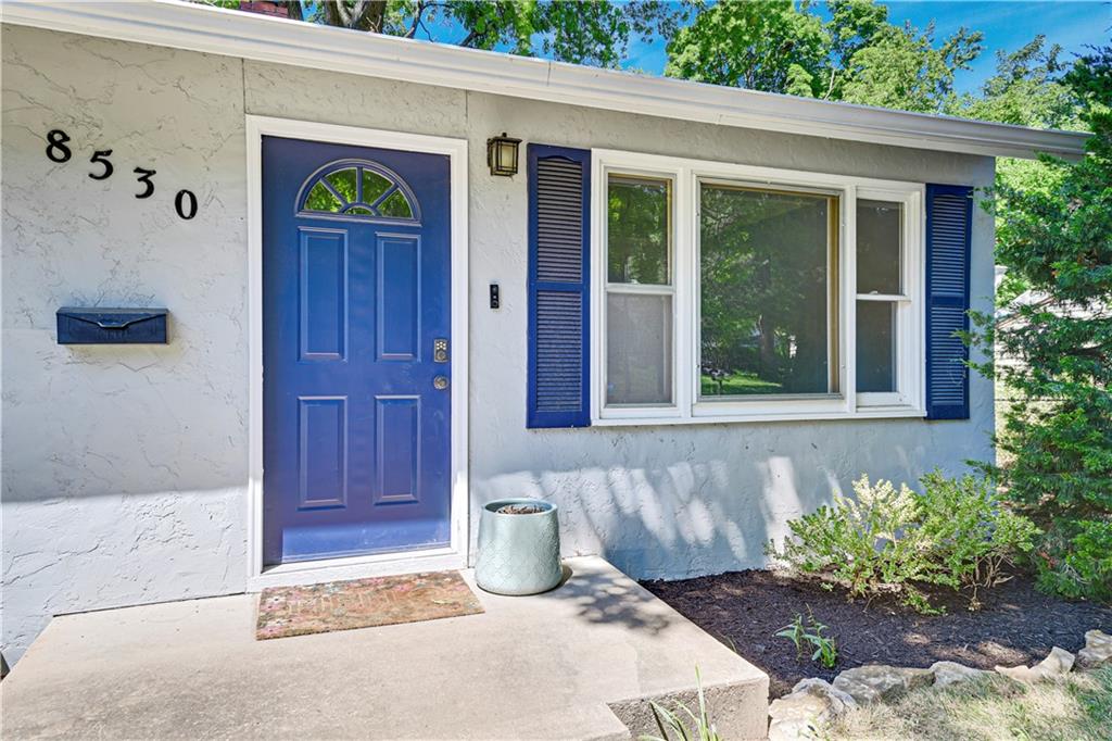 Listing Photo MLS #HMS2551179