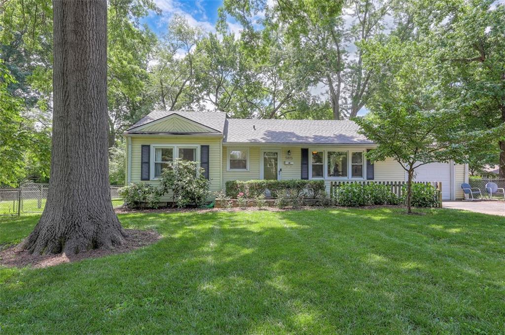 Listing Photo MLS #HMS2551398
