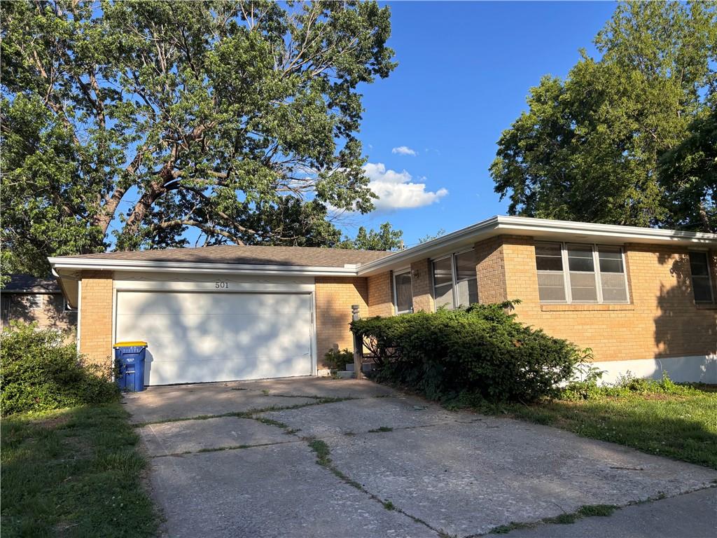 Listing Photo MLS #HMS2551450