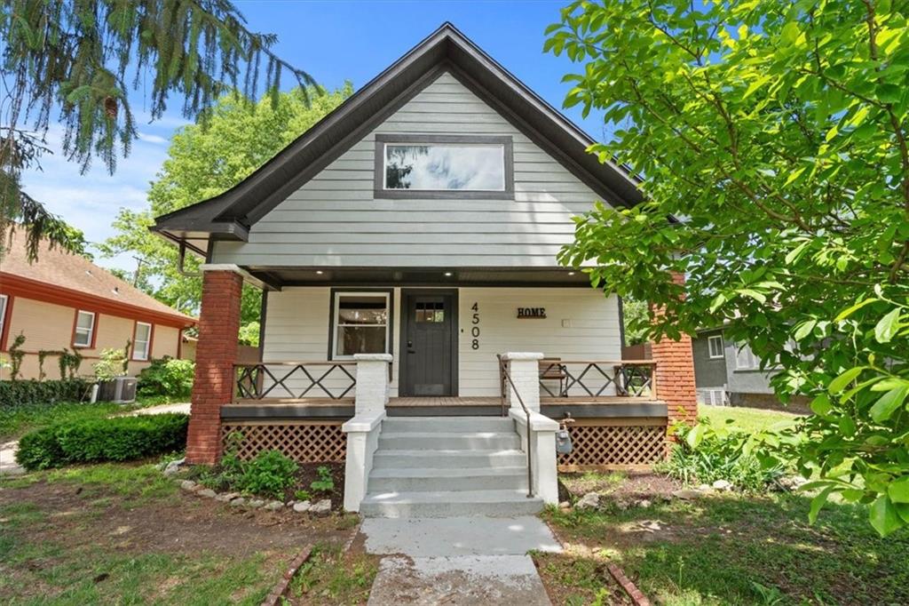Listing Photo MLS #HMS2551559