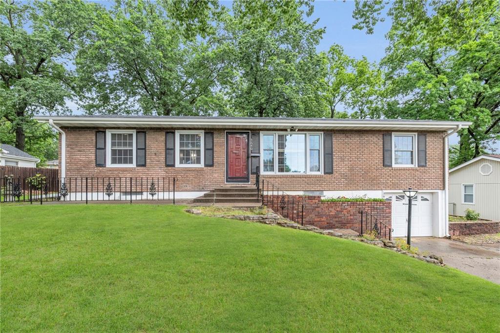Listing Photo MLS #HMS2551635